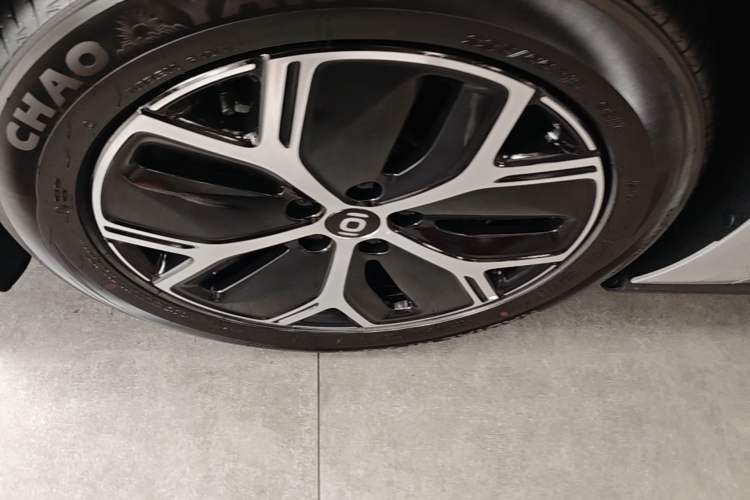 Used CHANGAN NEVO A06 2026 Model 630 Laser Ultra Left Front Wheel Hub