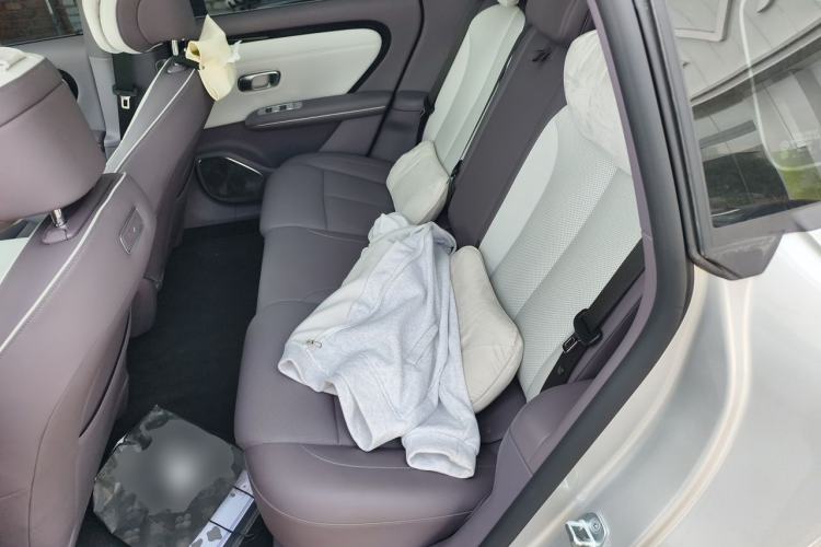 Used CHANGAN NEVO A06 2026 Model 240 Laser Ultra Left Rear Seat
