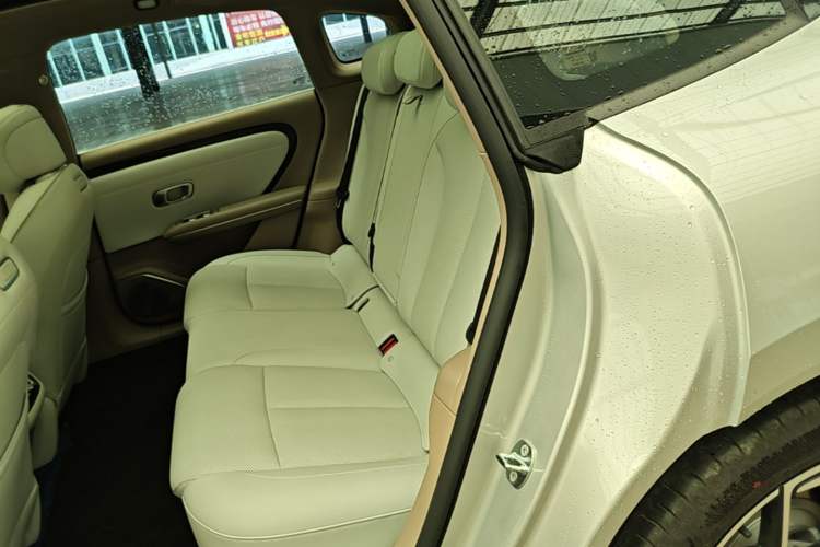 Used CHANGAN NEVO A06 2026 Model 240 Laser Ultra+ Left Rear Seat