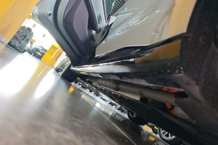 Used CHANGAN NEVO A06 2026 Model 240 Laser Ultra Left Side Sill