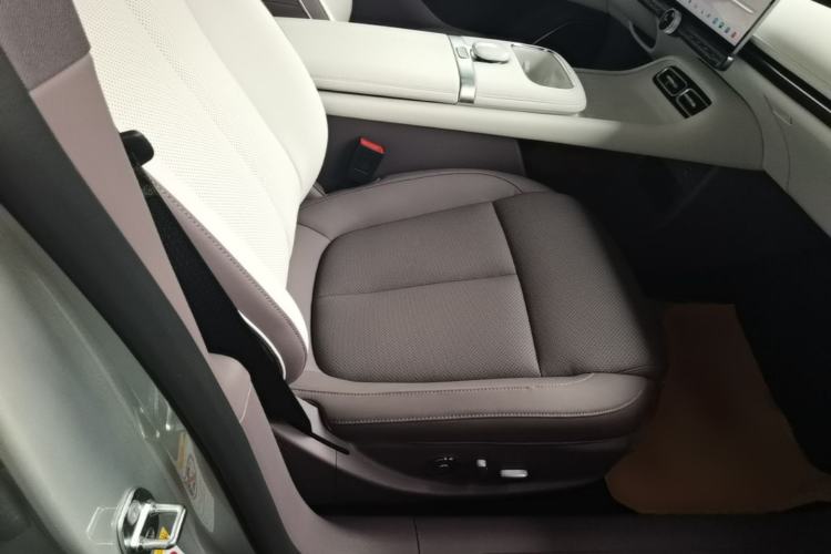 Used CHANGAN NEVO A06 2026 Model 630 Laser Ultra+ Right Front Seat