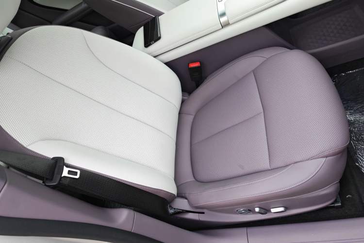 Used CHANGAN NEVO A06 2026 Model 240 Laser Ultra Right Front Seat