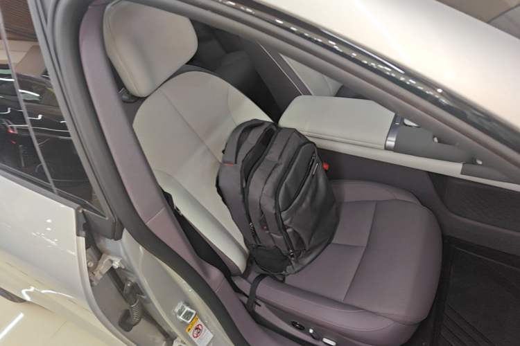 Used CHANGAN NEVO A06 2026 Model 630 Laser Ultra Right Front Seat