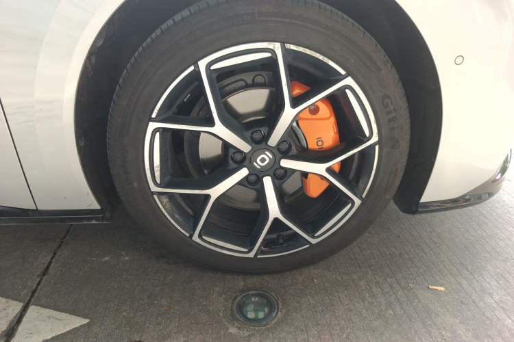 Used CHANGAN NEVO A06 2026 Model 240 Laser Ultra+ Right Front Wheel Hub