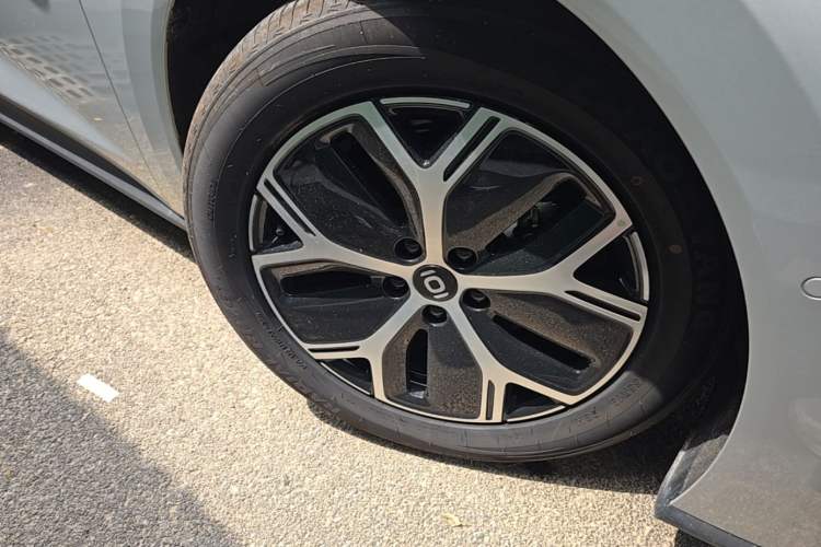 Used CHANGAN NEVO A06 2026 Model 630 Max Right Front Wheel Hub