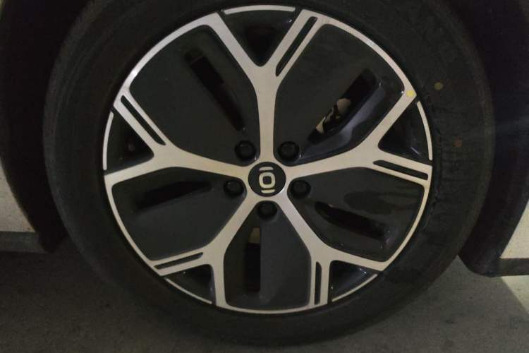 Used CHANGAN NEVO A06 2026 Model 630 Max Right Front Wheel Hub