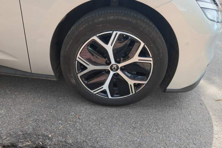 Used CHANGAN NEVO A06 2026 Model 510 Pro Right Front Wheel Hub