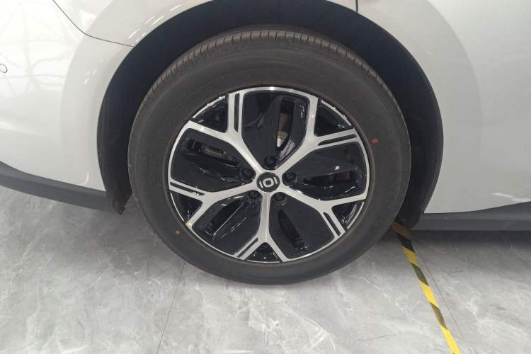 Used CHANGAN NEVO A06 2026 Model 510 Max Right Rear Wheel Hub