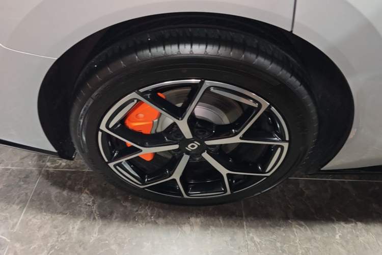 Used CHANGAN NEVO A06 2026 Model 240 Laser Ultra Right Rear Wheel Hub