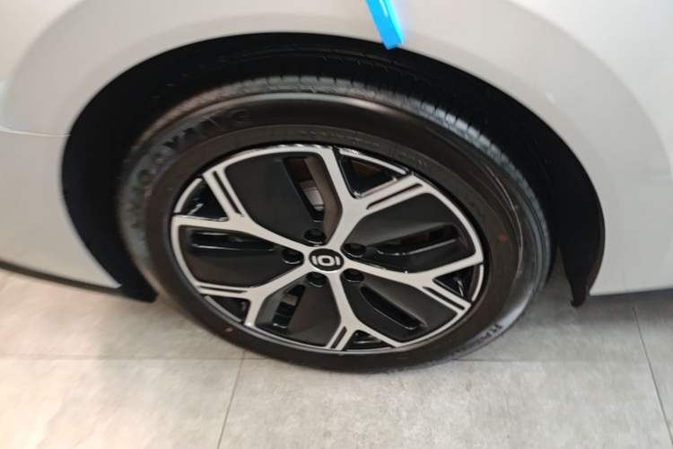 Used CHANGAN NEVO A06 2026 Model 630 Laser Ultra Right Rear Wheel Hub