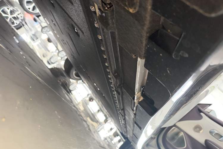 Used CHANGAN NEVO A06 2026 Model 630 Laser Ultra+ Right Side Sill