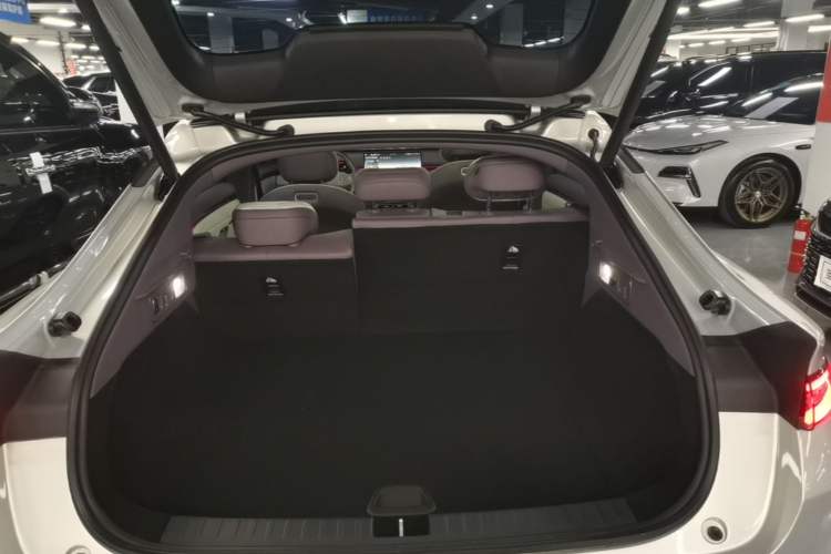 Used CHANGAN NEVO A06 2026 Model 510 Max Trunk