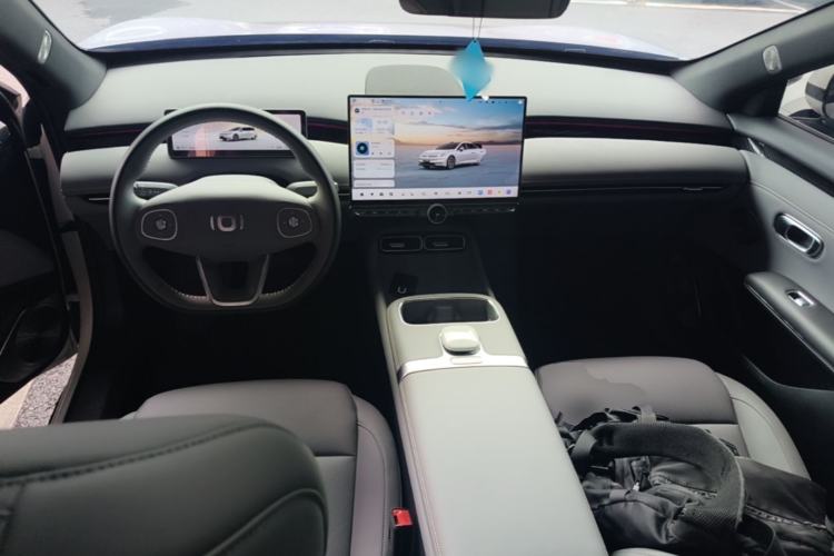 Used CHANGAN NEVO A06 2026 Model 630 Comfort Ultra Center Console