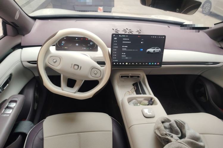 Used CHANGAN NEVO A06 2026 Model 510 Max Center Console