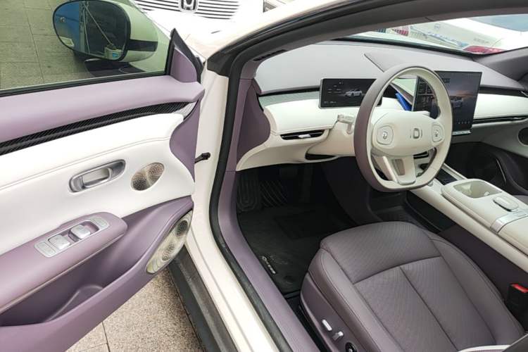 Used CHANGAN NEVO A06 2026 Model 630 Comfort Ultra Driver Seat
