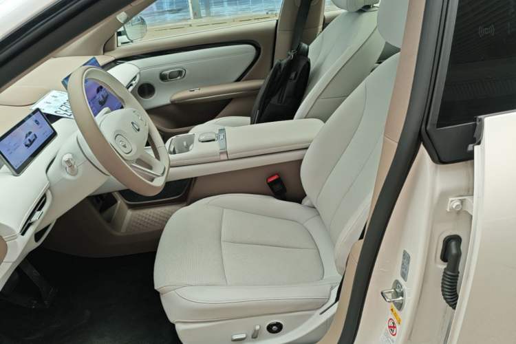 Used CHANGAN NEVO A06 2026 Model 630 Laser Ultra+ Left Front Seat