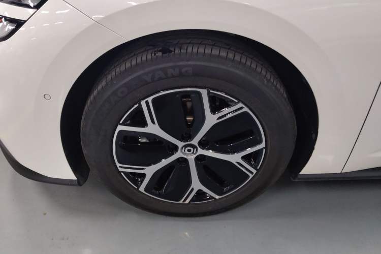 Used CHANGAN NEVO A06 2026 Model 510 Max Left Front Wheel Hub