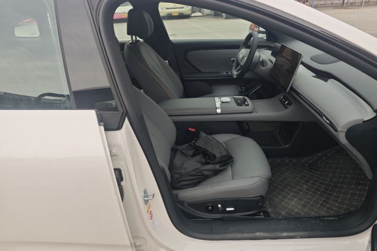 Used CHANGAN NEVO A06 2026 Model 630 Laser Ultra+ Right Front Seat