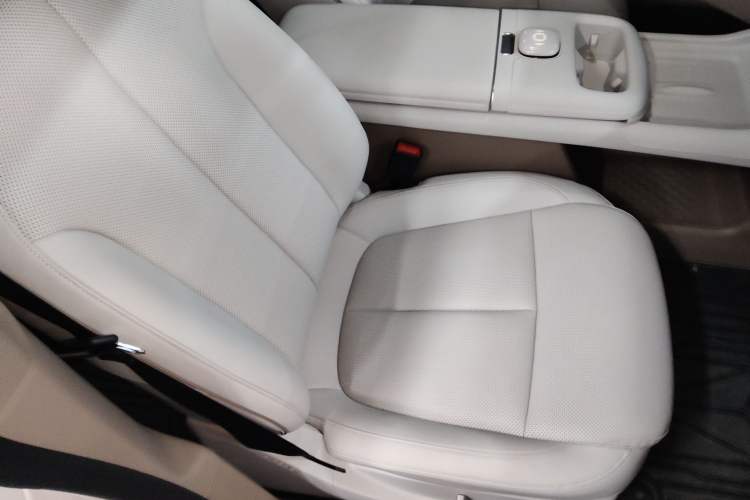 Used CHANGAN NEVO A06 2026 Model 510 Max Right Front Seat
