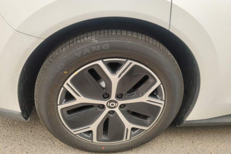 Used CHANGAN NEVO A06 2026 Model 630 Comfort Ultra Right Rear Wheel Hub