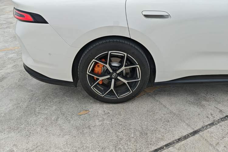 Used CHANGAN NEVO A06 2026 Model 630 Laser Ultra+ Right Rear Wheel Hub