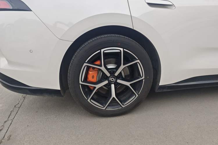 Used CHANGAN NEVO A06 2026 Model 630 Laser Ultra+ Right Rear Wheel Hub