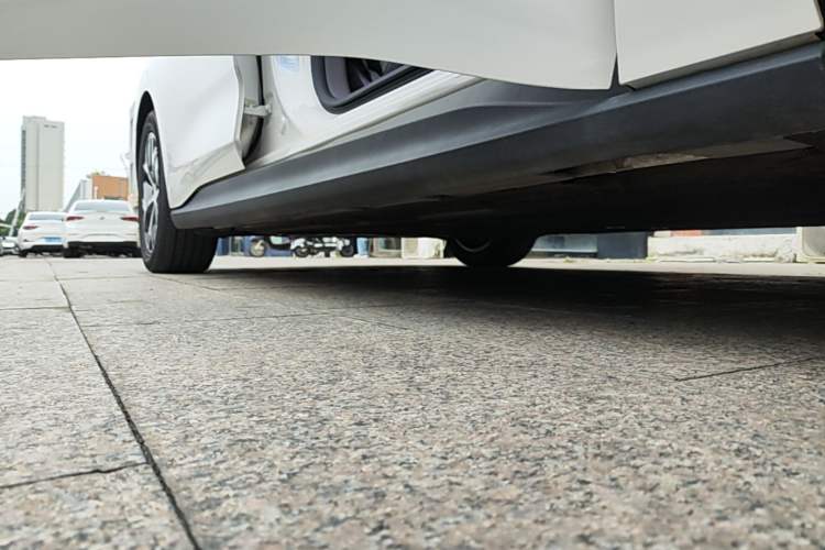 Used CHANGAN NEVO A06 2026 Model 630 Comfort Ultra Right Side Sill