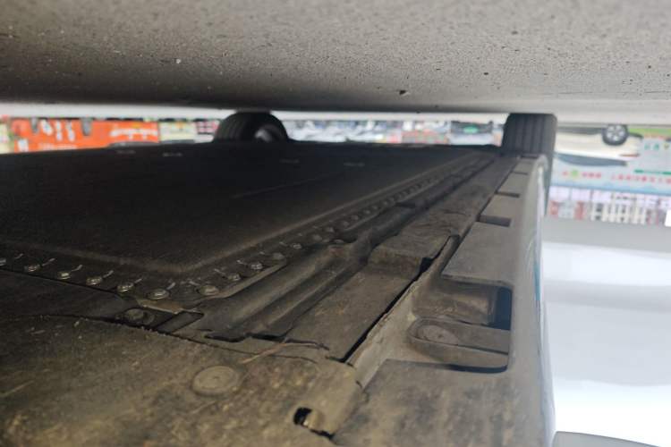 Used CHANGAN NEVO A06 2026 Model 630 Laser Ultra+ Right Side Sill