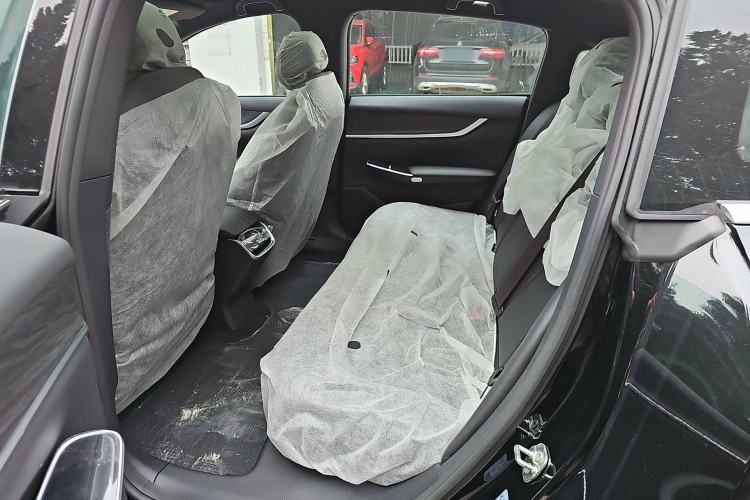 Used CHANGAN NEVO A07 2025 Blue Whale Range-Extending Model 140 Elite Version Interior 6