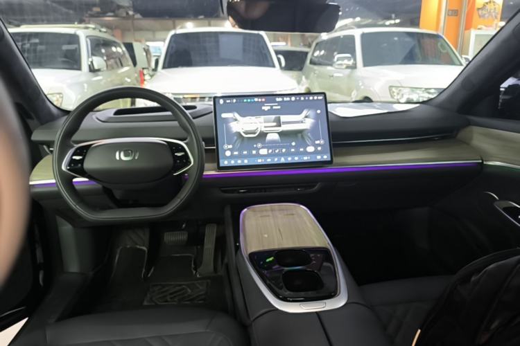 Used CHANGAN NEVO A07 2023 Range-Extended 200 Pro Center Console