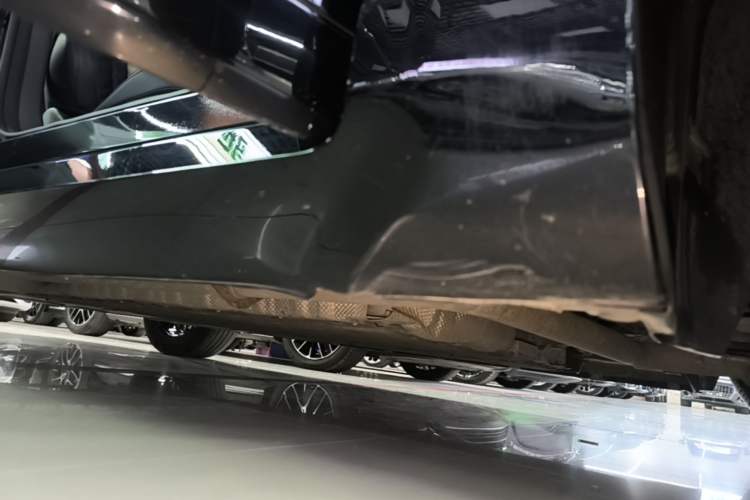Used CHANGAN NEVO A07 2023 Range-Extended 200 Pro Right Side Sill