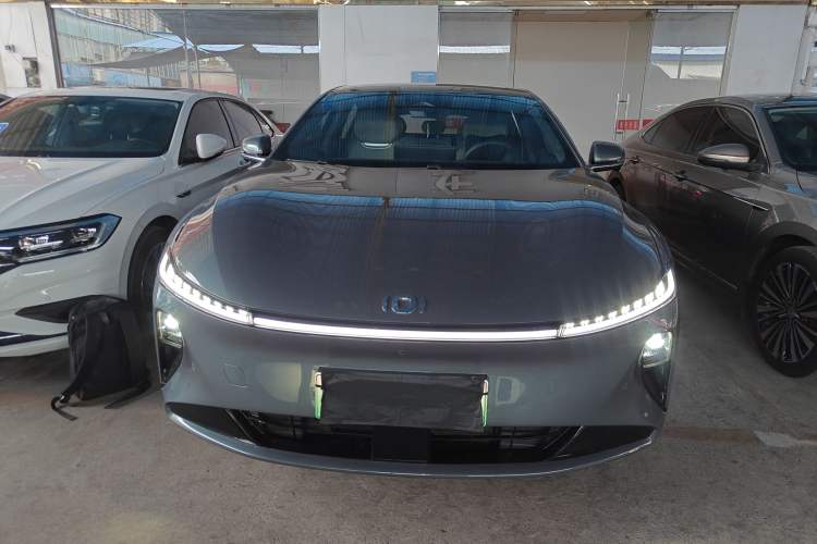Used CHANGAN NEVO A07 2023 Range-Extended 200 Pro Front