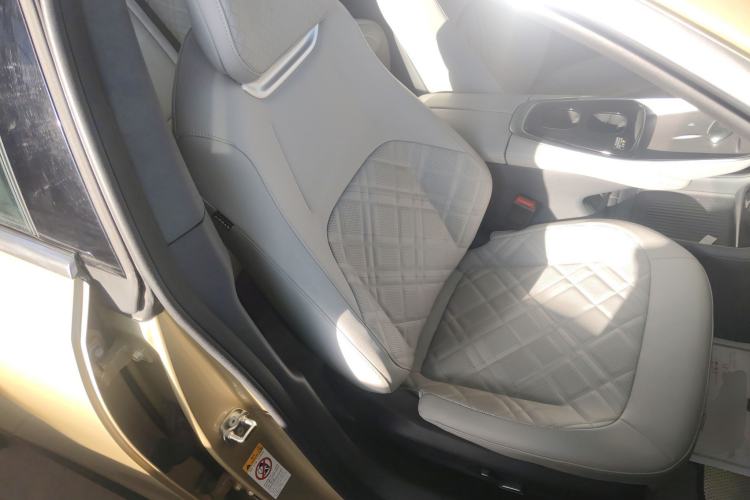 Used CHANGAN NEVO A07 2023 Range-Extended 200 Max Right Front Seat