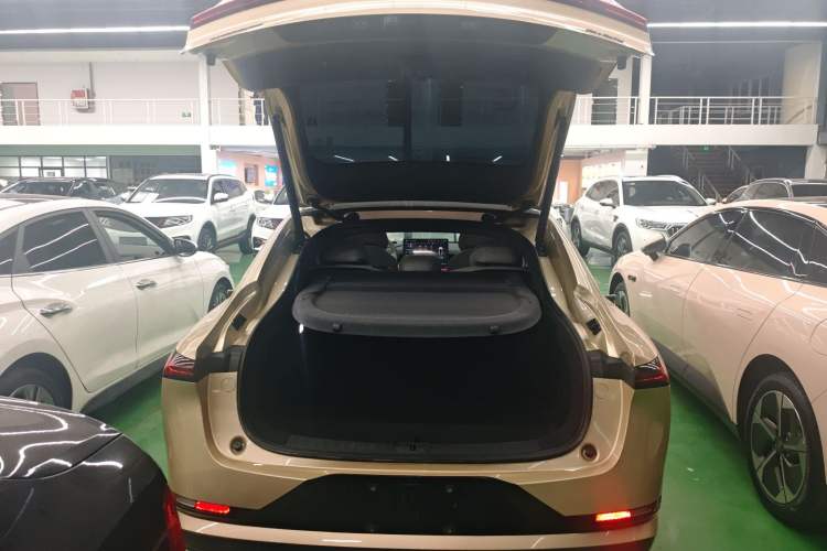 Used CHANGAN NEVO A07 2023 Range-Extended 200 Max Trunk