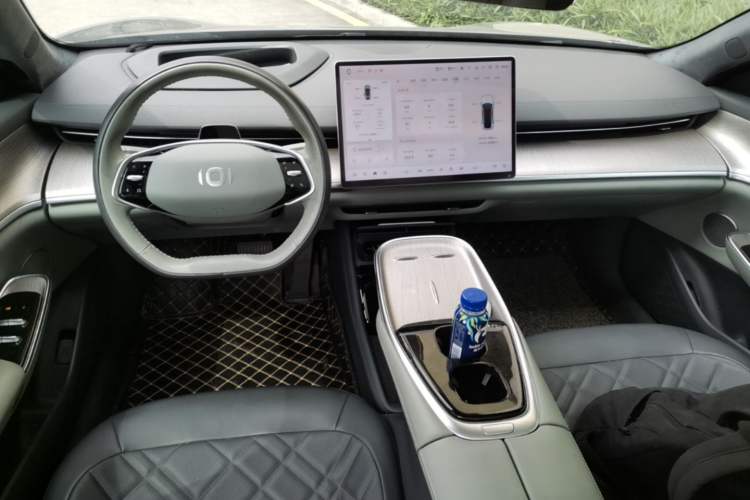 Used CHANGAN NEVO A07 2023 Range-Extended 200 Max Center Console