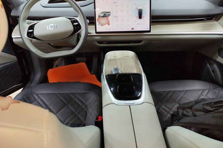 Used CHANGAN NEVO A07 2023 Range-Extended 200 Pro Center Console