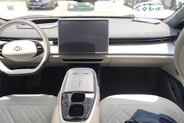 Used CHANGAN NEVO A07 2023 Range-Extended 200 Pro Center Console