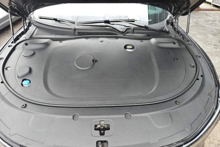 Used CHANGAN NEVO A07 2023 Range-Extended 200 Max Engine Bay
