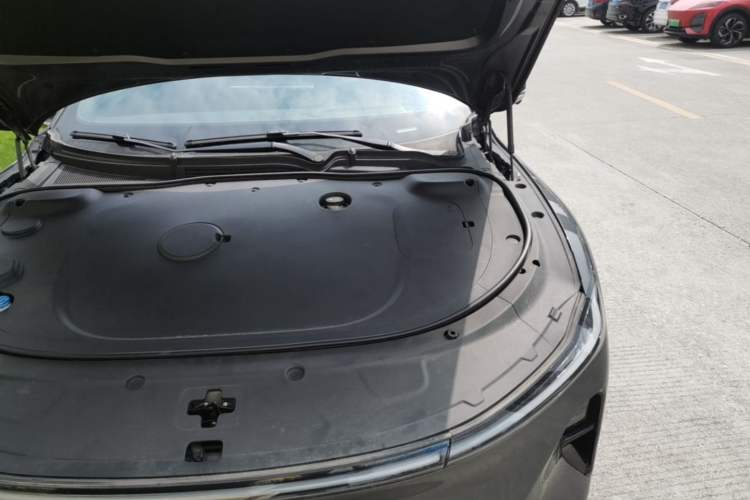 Used CHANGAN NEVO A07 2023 Range-Extended 200 Max Engine Bay Left
