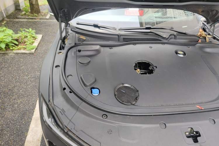 Used CHANGAN NEVO A07 2023 Range-Extended 200 Max Engine Bay Right