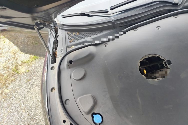 Used CHANGAN NEVO A07 2023 Range-Extended 200 Air Engine Bay Right
