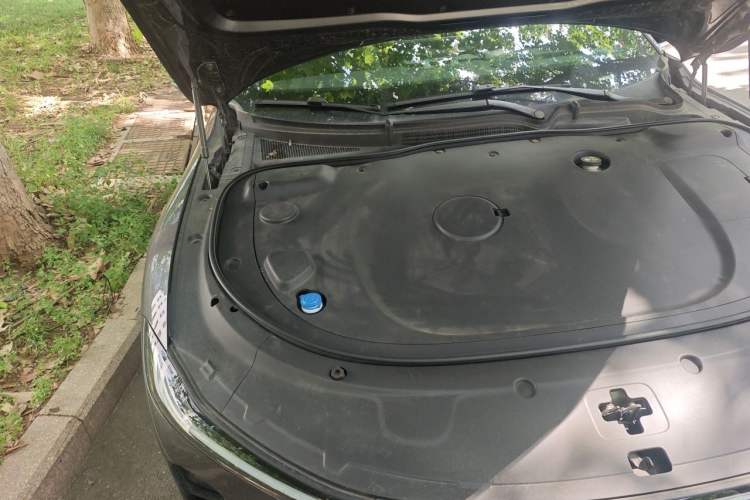 Used CHANGAN NEVO A07 2023 Range-Extended 200 Pro Engine Bay Right