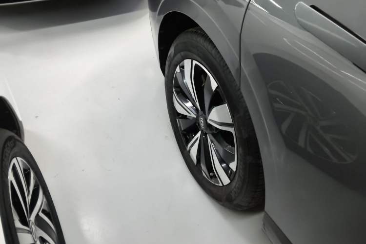 Used CHANGAN NEVO A07 2023 Range-Extended 200 Pro Exterior 5