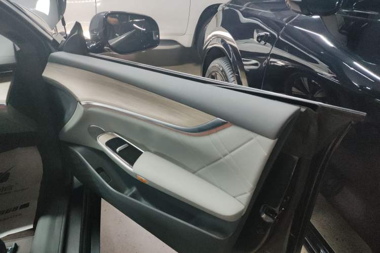 Used CHANGAN NEVO A07 2023 Range-Extended 200 Pro Interior 5