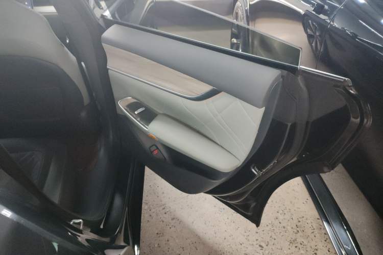 Used CHANGAN NEVO A07 2023 Range-Extended 200 Pro Interior 6