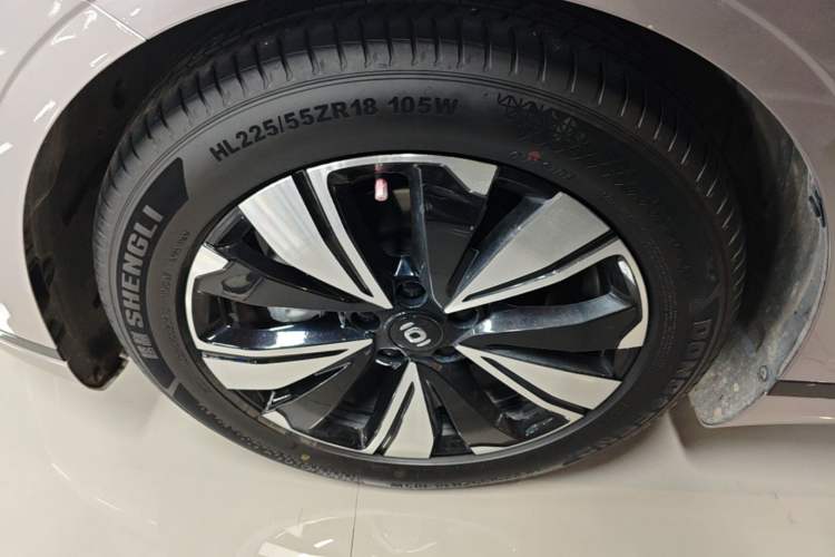 Used CHANGAN NEVO A07 2023 Range-Extended 200 Max Left Front Wheel Hub