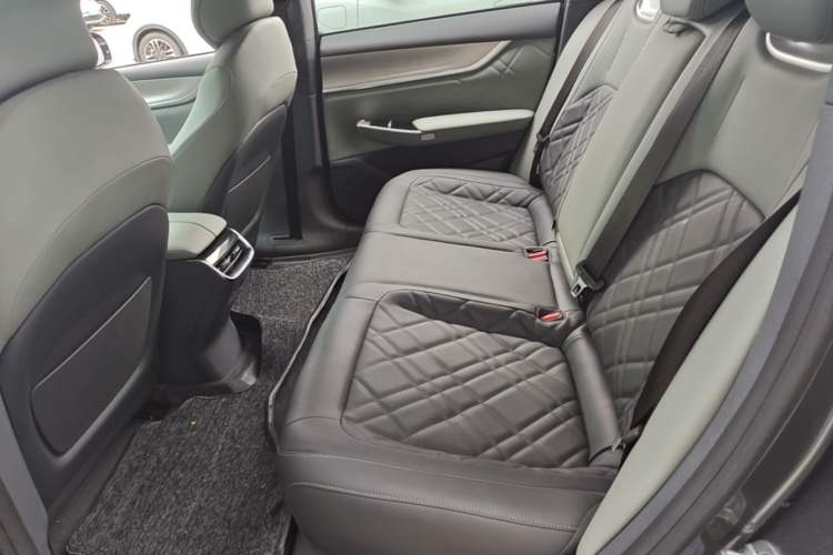 Used CHANGAN NEVO A07 2023 Range-Extended 200 Max Left Rear Seat
