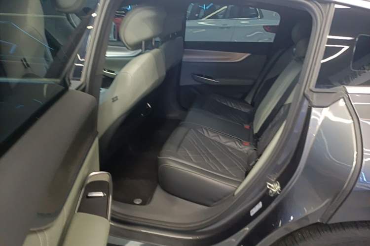 Used CHANGAN NEVO A07 2023 Range-Extended 200 Max Left Rear Seat