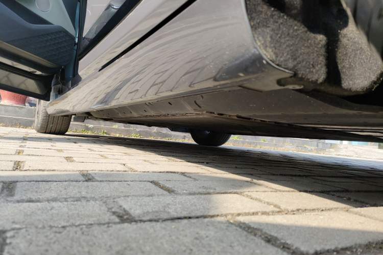 Used CHANGAN NEVO A07 2023 Range-Extended 200 Pro Left Side Sill