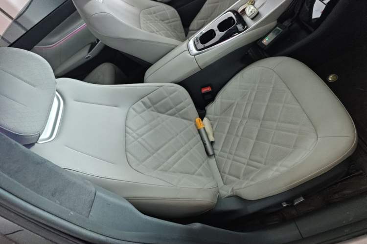 Used CHANGAN NEVO A07 2023 Range-Extended 200 Max Right Front Seat